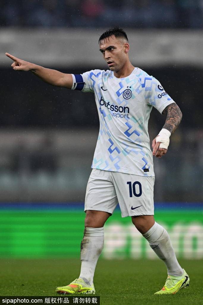 劳塔罗:意甲新王!四轮连击成2025赛季进球王的背后故事