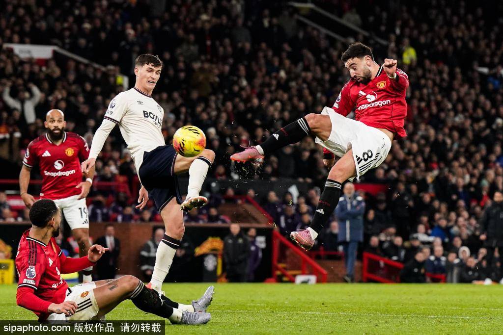 鲁本·内维斯:四大豪门争夺战的焦点,谁能赢得这位中场大师?